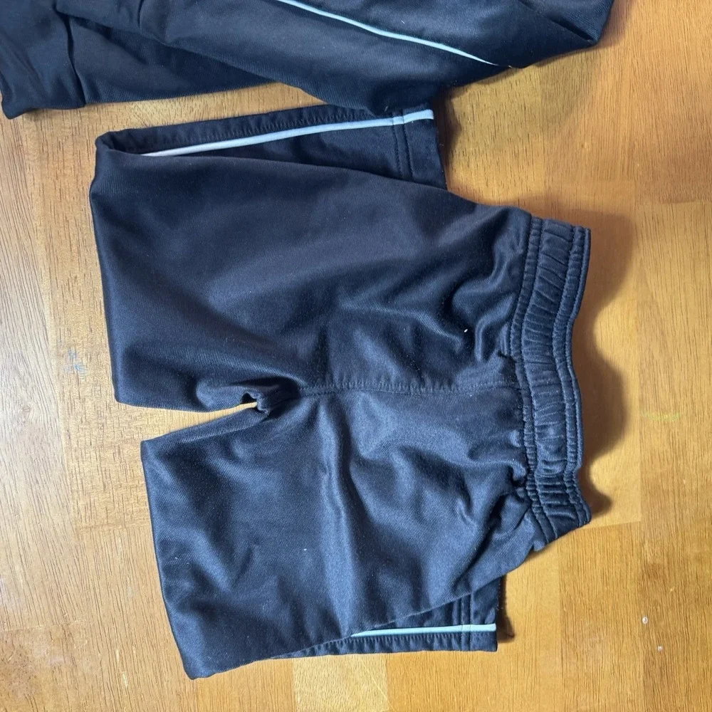 BOYS PUMA TRACKSUIT Sz 2T ZIP UP JACKET AND PANTS 2 PIECE SET BLACK Sport